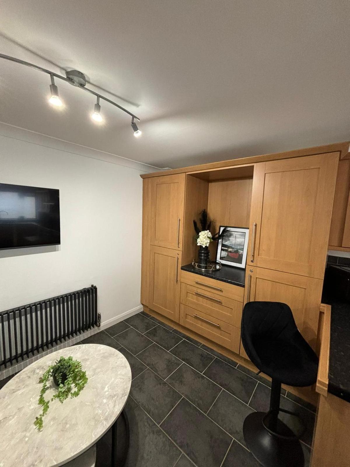 Eden Rooms Питерхед Экстерьер фото