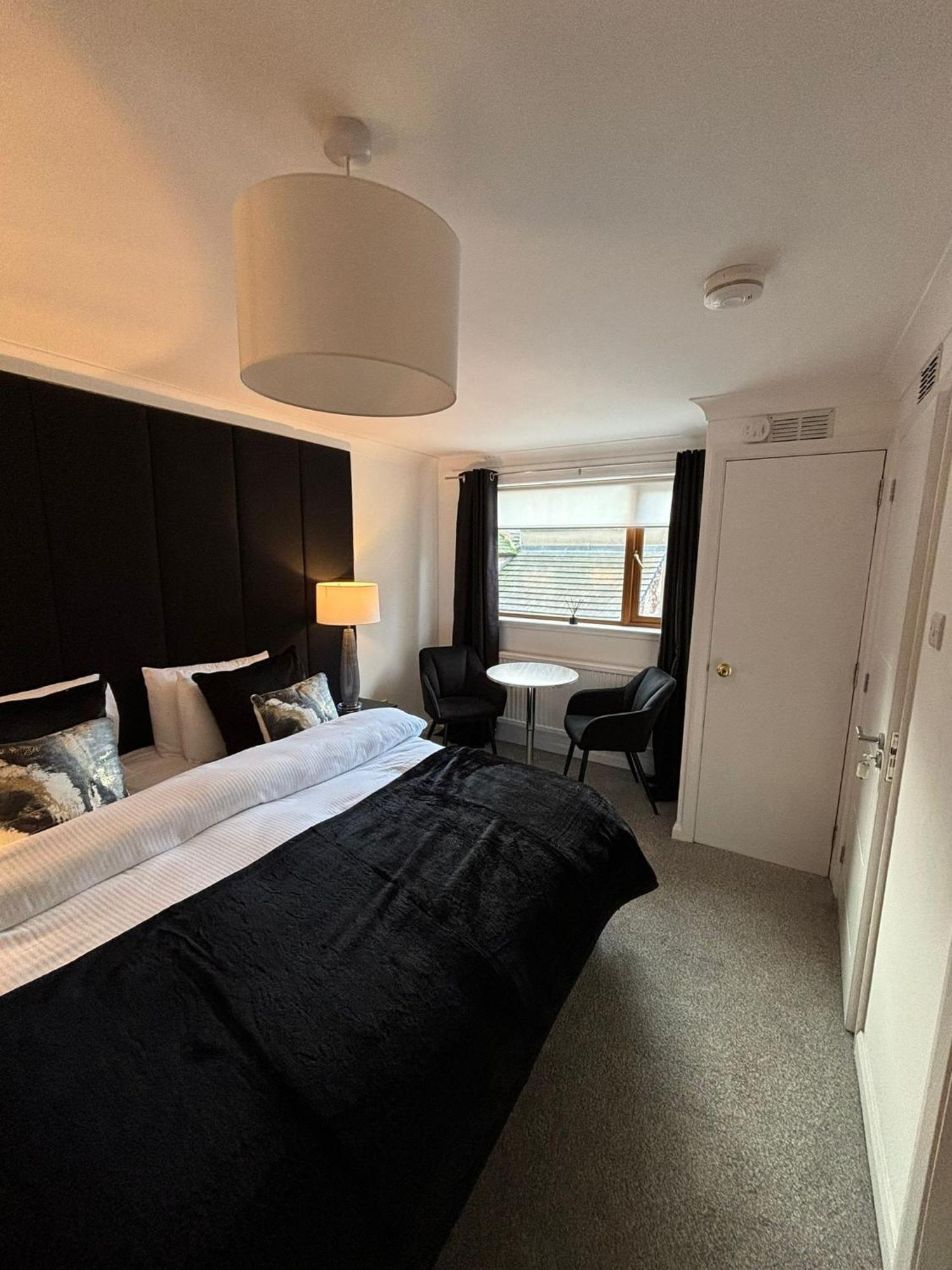 Eden Rooms Питерхед Экстерьер фото